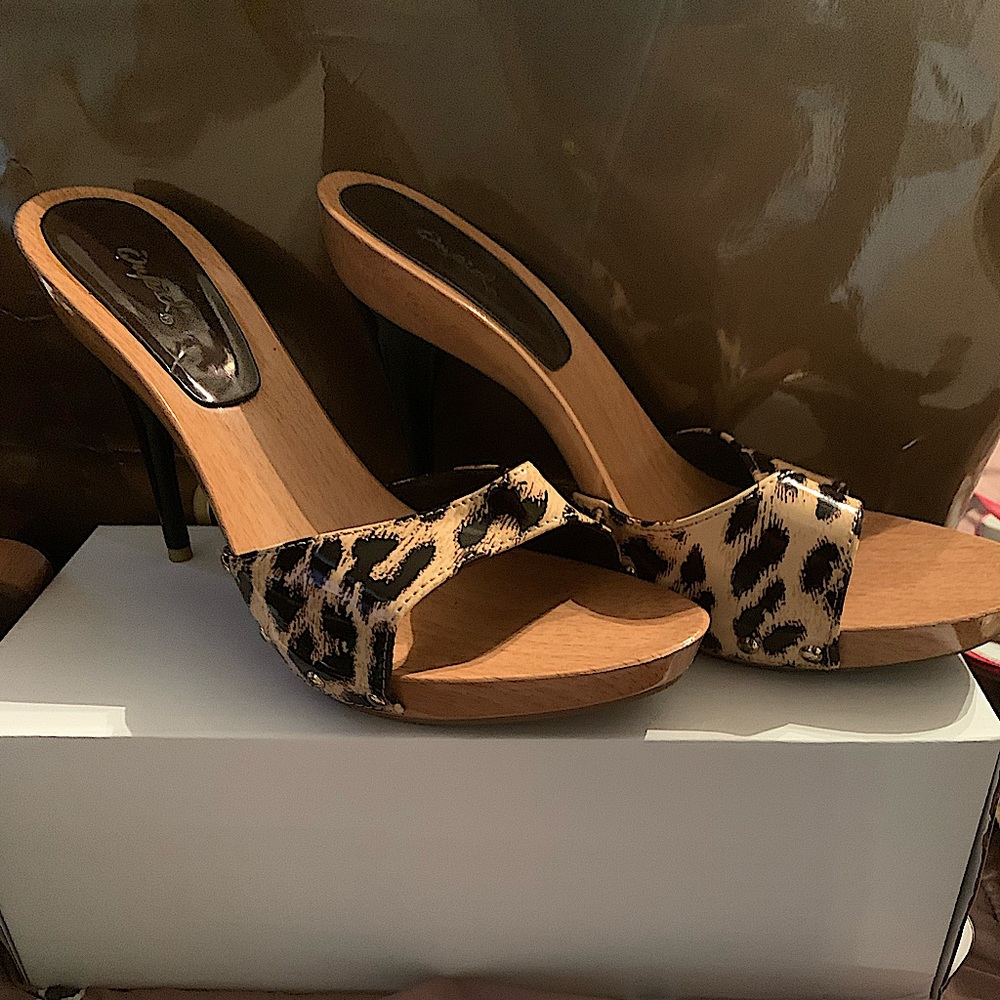 Leopard cute candies